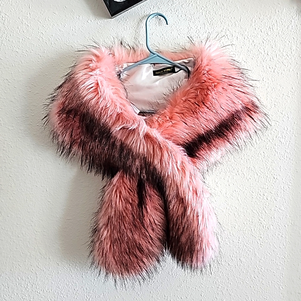 Faux fur wrap Pink/blk